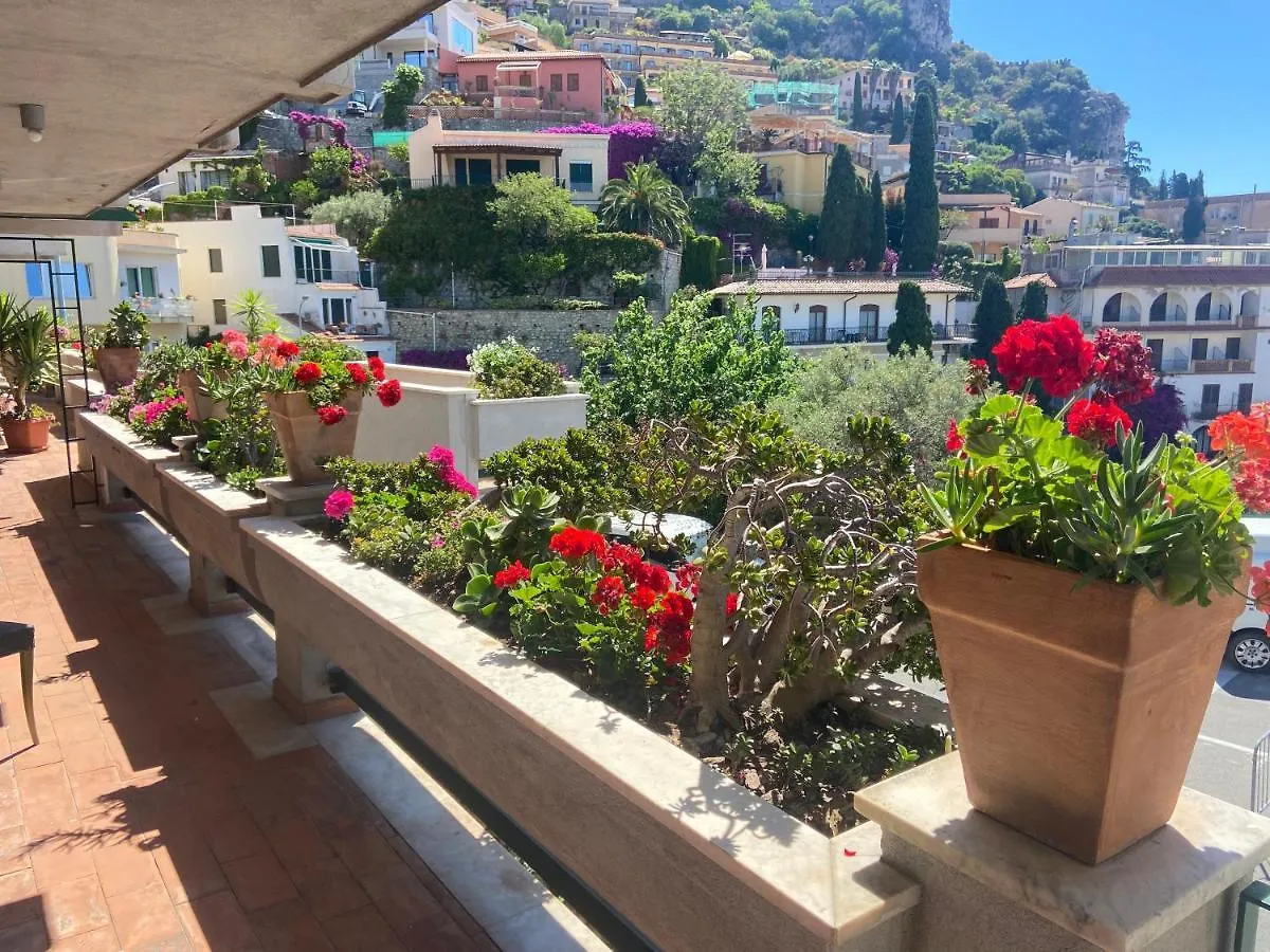 Villa Centaurea Apartment With Private Parking Taormina