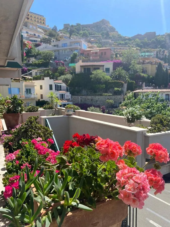 Villa Centaurea Taormina Apartment